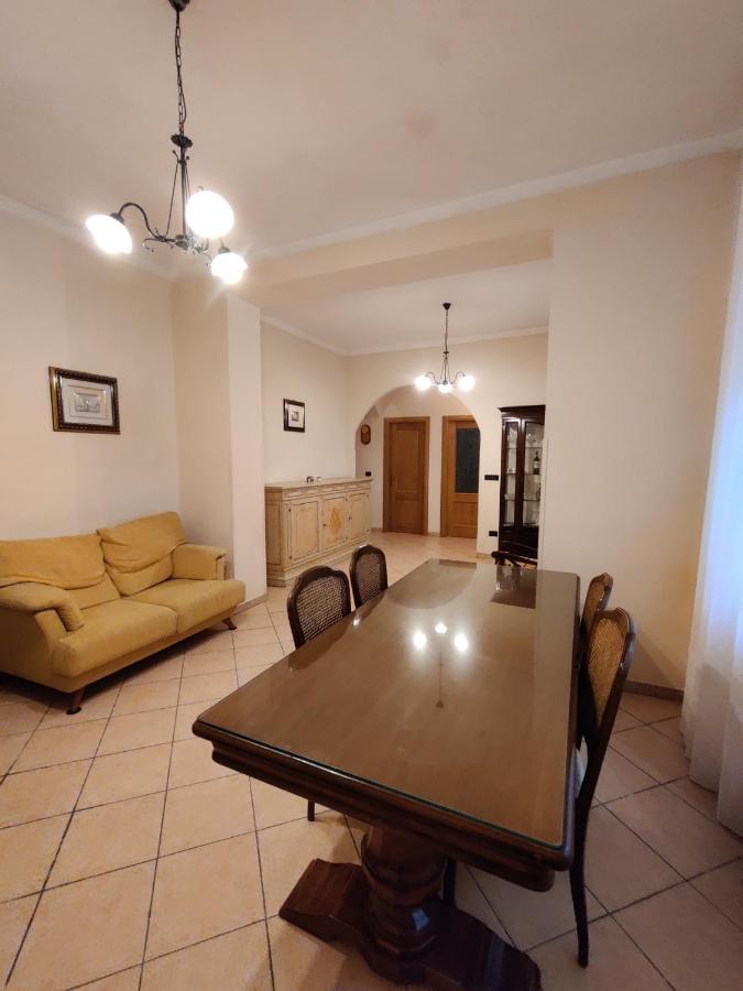 Villa Enrico Monticchio  Exteriör bild