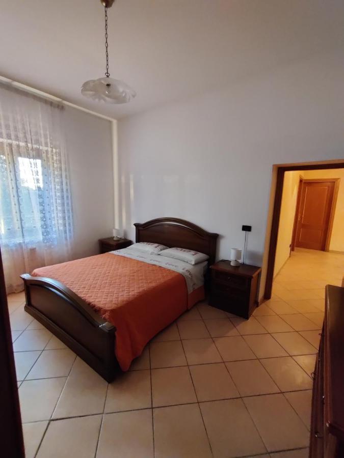 Villa Enrico Monticchio  Exteriör bild