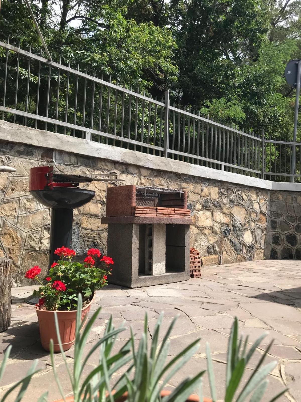 Villa Enrico Monticchio  Exteriör bild