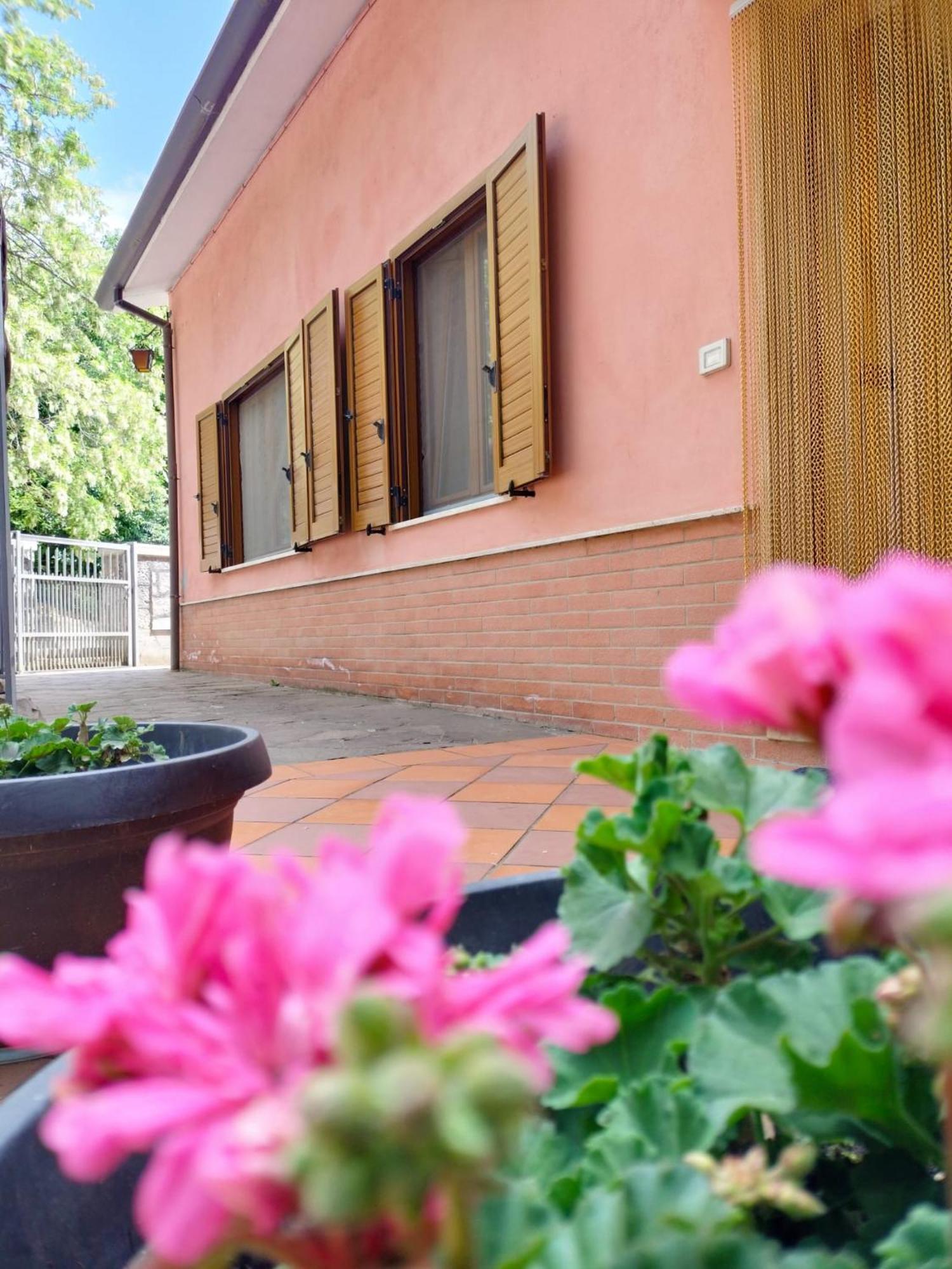 Villa Enrico Monticchio  Exteriör bild